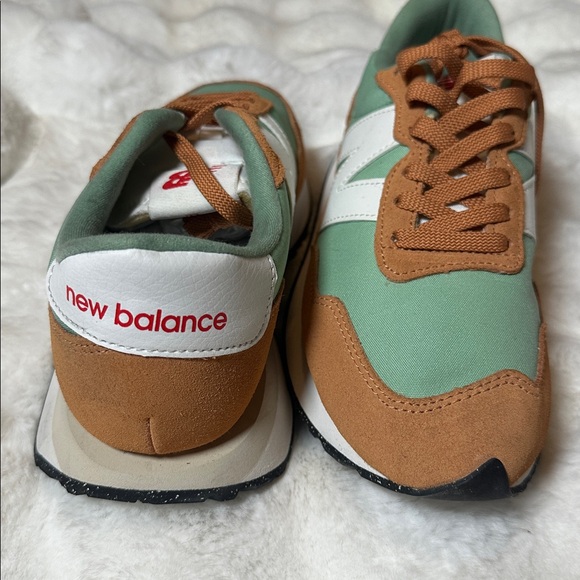 New Balance Mint Green and Tan Sneakers - Picture 2 of 5
